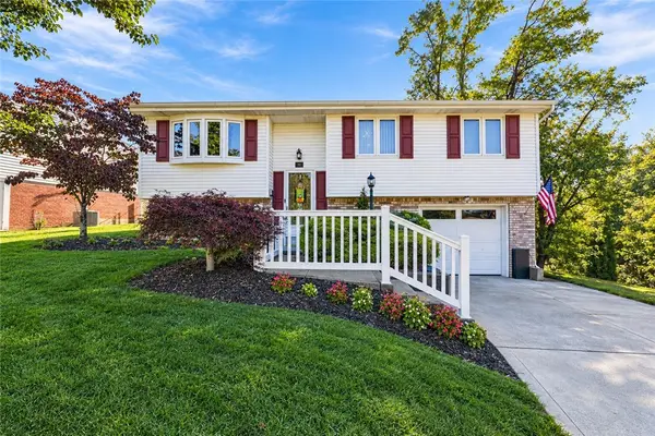 721 Cortland Dr, Monroeville, PA 15146