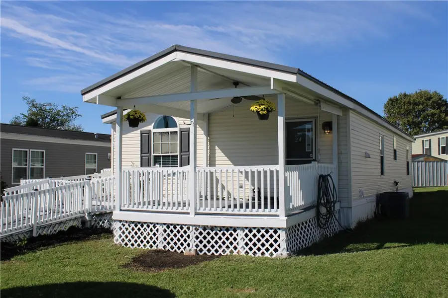24 Maruca Dr, Greensburg, PA 15601 - #3
