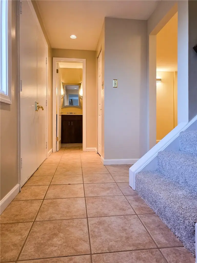 115 Vanderbilt Dr, Pittsburgh, PA 15243 - #3