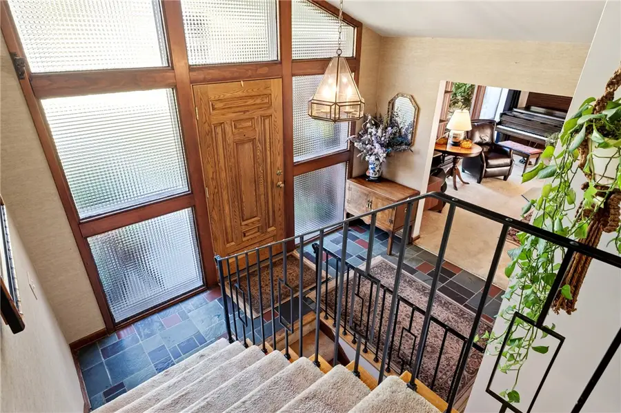 3535 Macarthur Dr, Murrysville, PA 15668 - #3