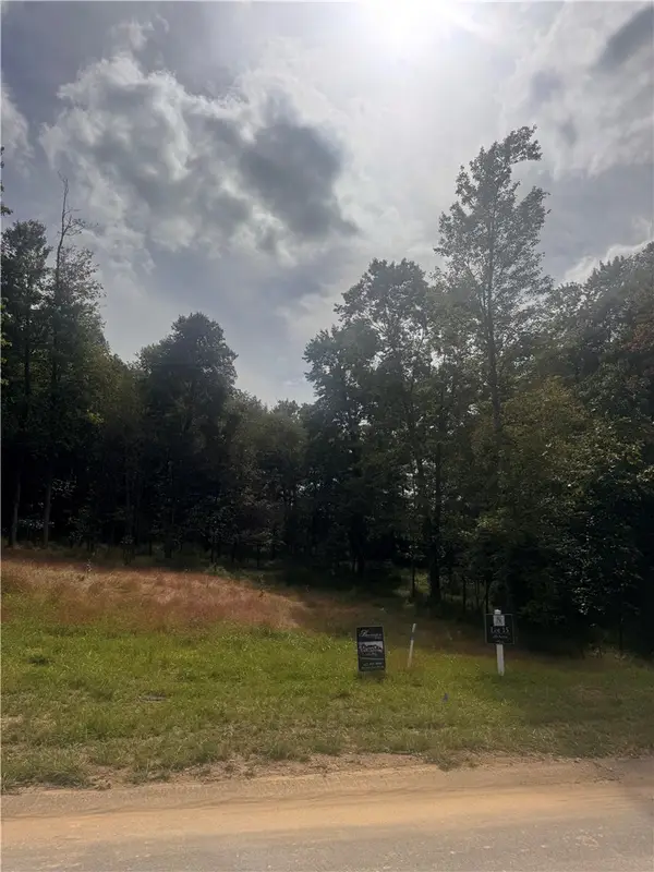 (Lot 15) 154 Woodford Drive, Evans City, PA 16033