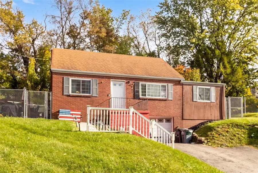 2009 Ridge Rd, McKeesport, PA 15135 - #2