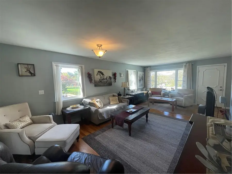 126 Edgemont Rd, Ligonier, PA 15658 - #3
