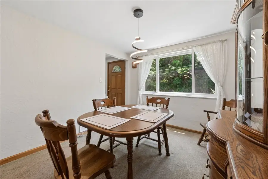 341 E Agnew Ave, Pittsburgh, PA 15210 - #3