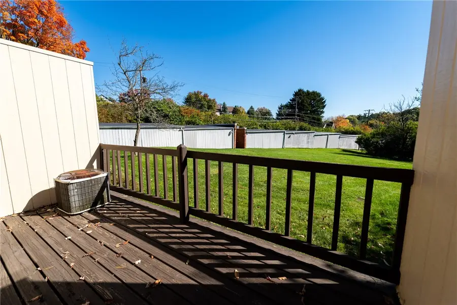 1034 Pennsbury Blvd, Pittsburgh, PA 15205 - #2