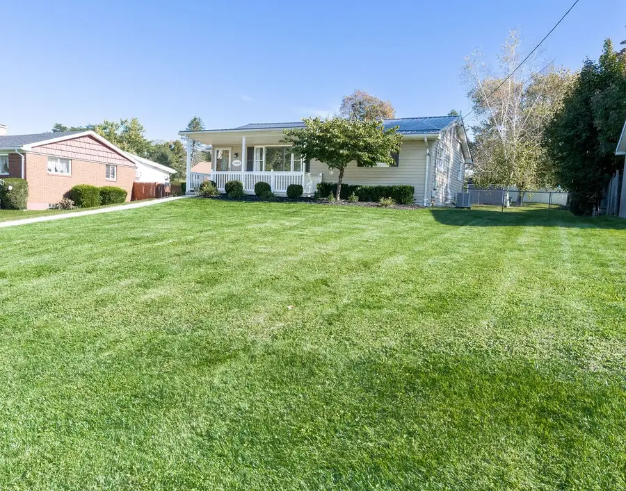 2002 Nippert Avenue, Beaver Falls, PA 15010 - #2