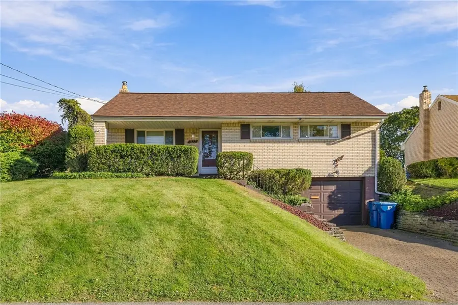 1822 Outlook Dr, Verona, PA 15147 - #3