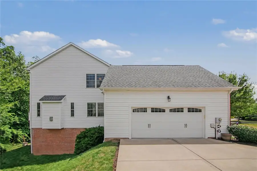 824 Westminster Ln, Cranberry, PA 16066 - #3