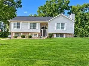 110 October Dr, Butler, PA 16002