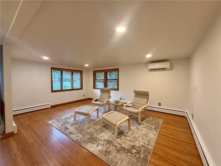 413 Summit Ave, Ligonier, PA 15658 - #3