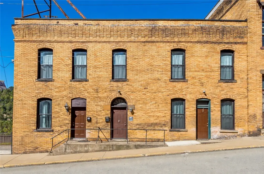 121-125 Market St, Brownsville, PA 15417 - #1