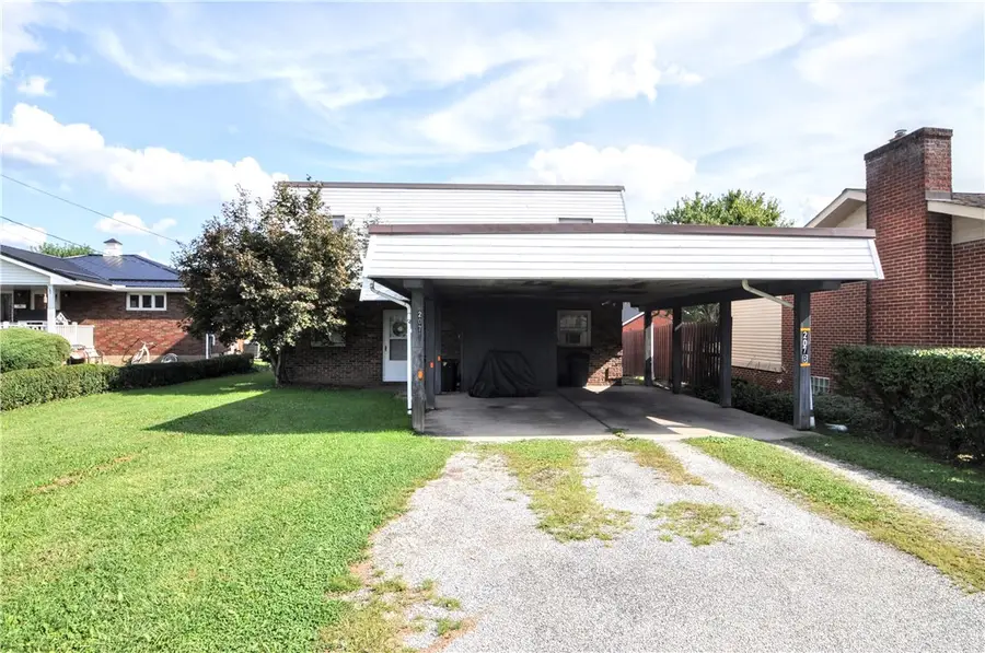 207 Scott St, Charleroi, PA 15022 - #2