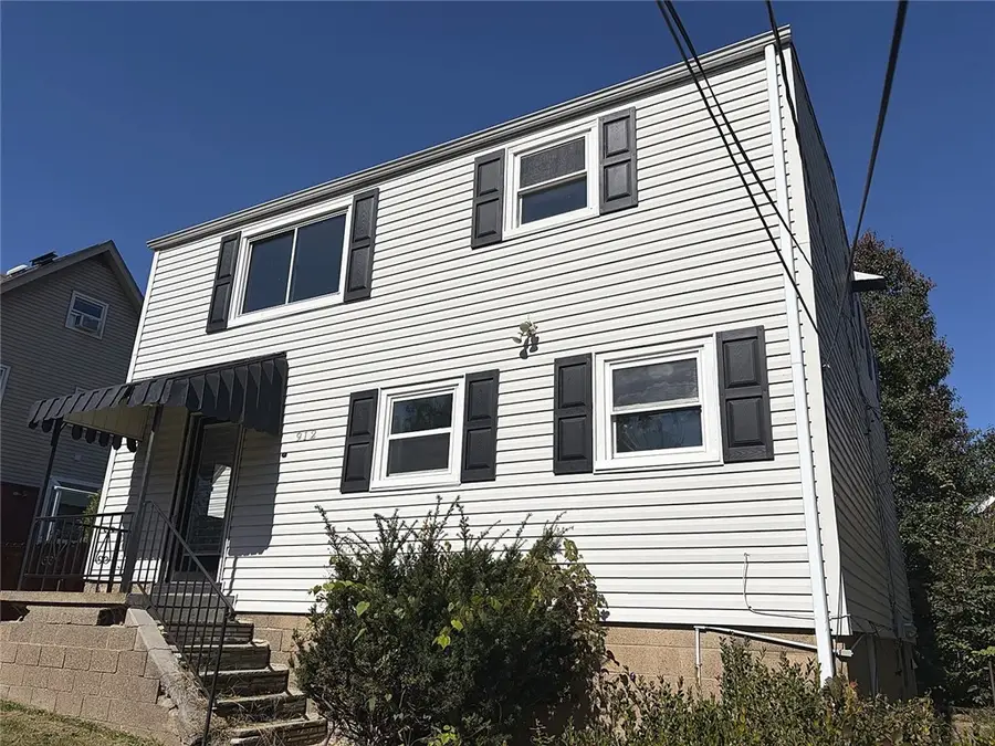 912 Hillsboro St, Pittsburgh, PA 15204 - #3