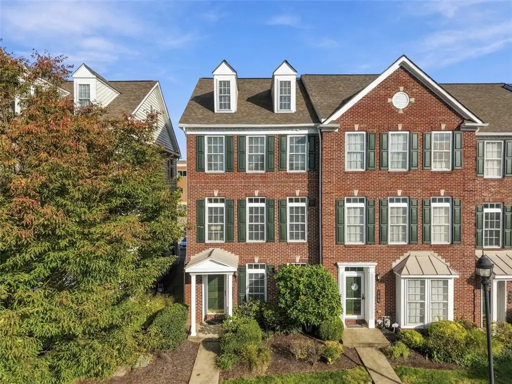 610 Arbor Ct, Pittsburgh, PA 15238 - #1