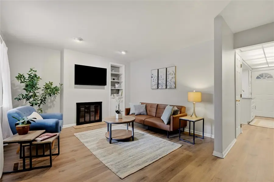 2209 Columbia Ave, Pittsburgh, PA 15218 - #2