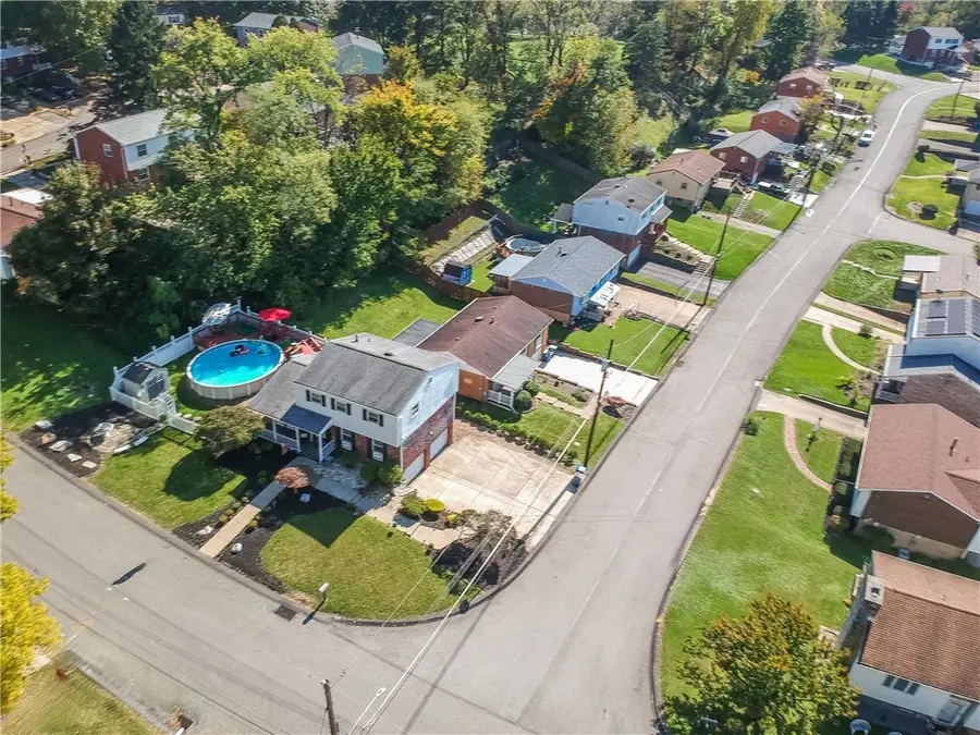 141 Golden Gate Drive, Verona, PA 15147 - #3