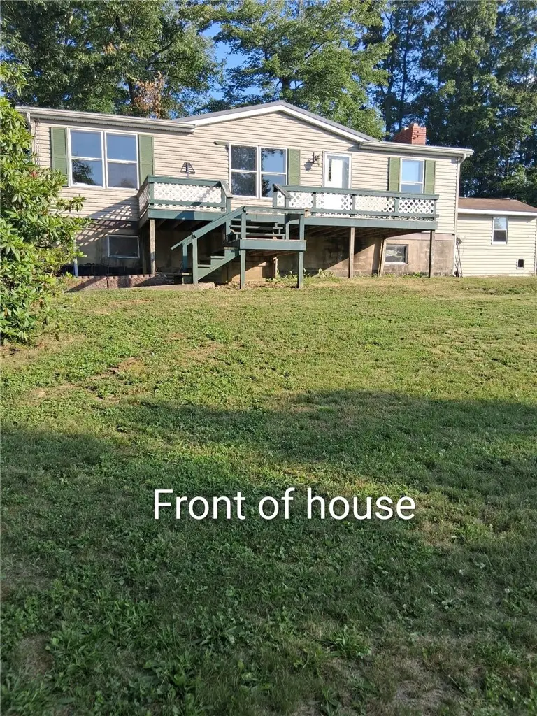 30 Tower Hill Lane, Vanderbilt, PA 15486 - #2