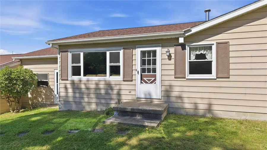 257 Pulaski Mercer Rd, Pulaski, PA 16143 - #2