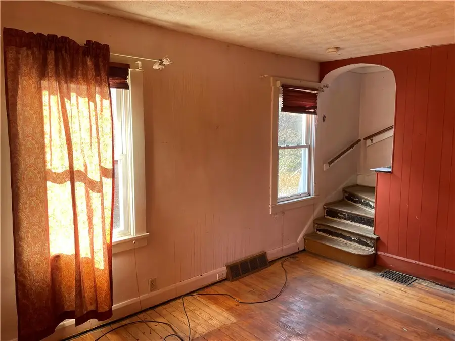 717 N 6th Street, Clairton, PA 15025 - #2