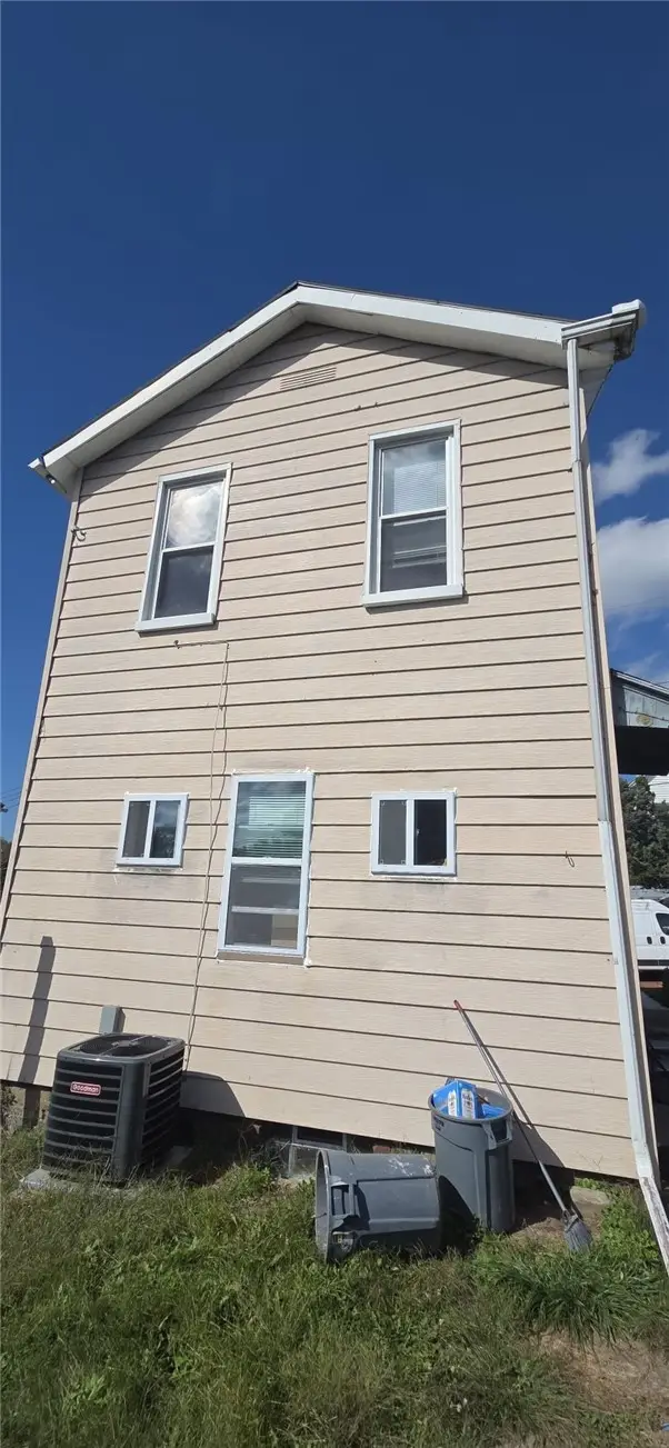 3432 Gleason St, McKeesport, PA 15132 - #2