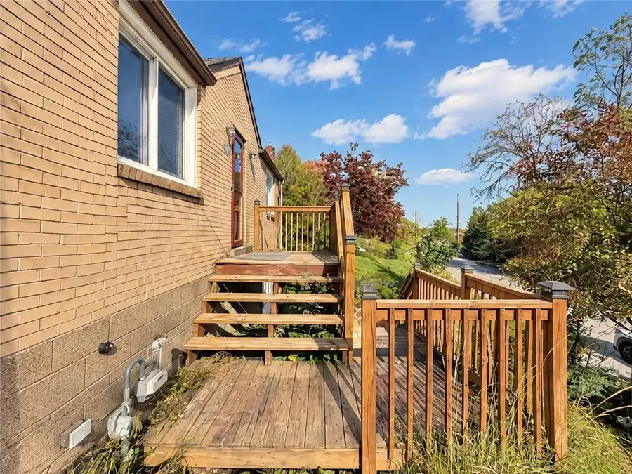12027 Harvard Dr, Pittsburgh, PA 15235 - #2