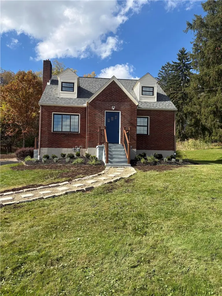 9775 Grosick Rd, Pittsburgh, PA 15237 - #2