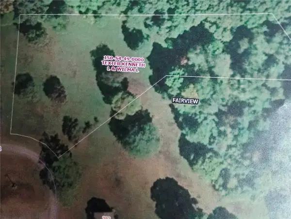 Lot Ridge Dr, Karns City, PA 16041