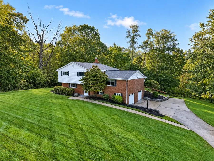 280 Mohawk Dr., McKeesport, PA 15135 - #3