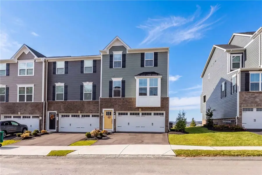218 Yellowwood Ct, Washington, PA 15301 - #2