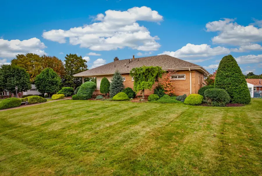 4329 Reece Drive, Pittsburgh, PA 15227 - #2