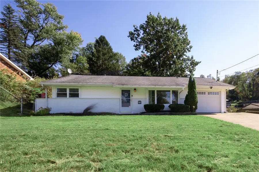 213 Hankey Farms Dr, Oakdale, PA 15071 - #2