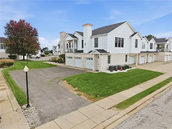 228 Adams Pointe Drive #6, Mars, PA 16046