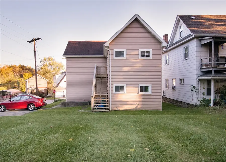 626 Eau Claire St, Butler, PA 16001 - #3
