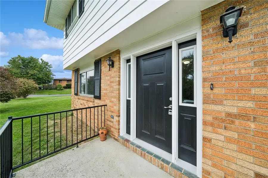 424 Shogan Drive, Greensburg, PA 15601 - #2