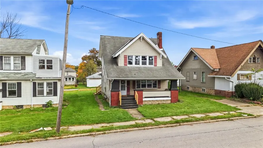 395 Stambaugh Ave, Sharon, PA 16146 - #2