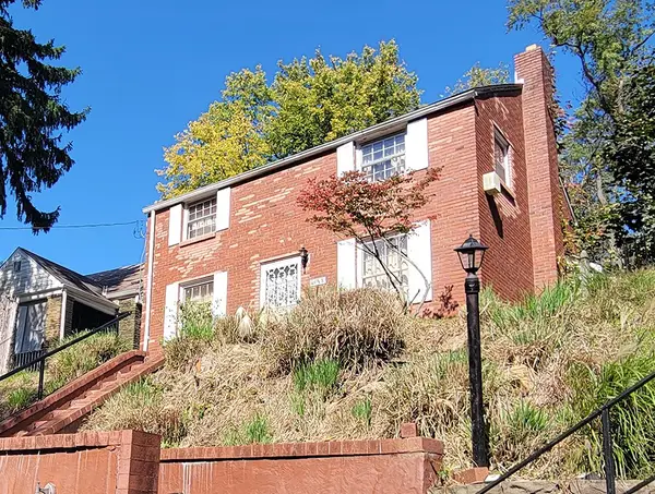1468 Elizabeth Blvd, Pittsburgh, PA 15221