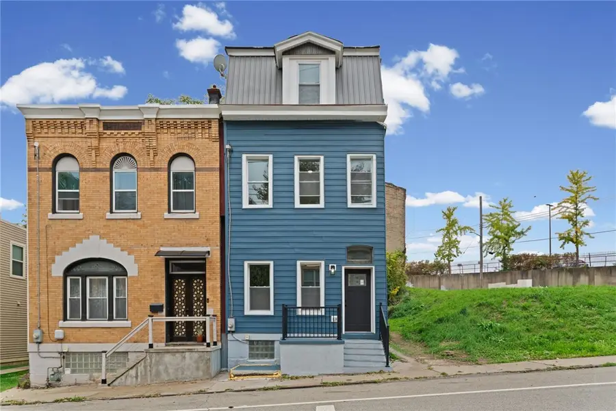 327 Dinwiddie St, Pittsburgh, PA 15219 - #2