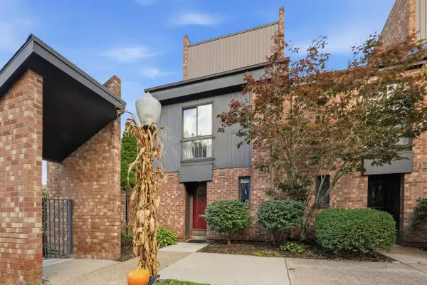 23 Foster Square, Pittsburgh, PA 15212