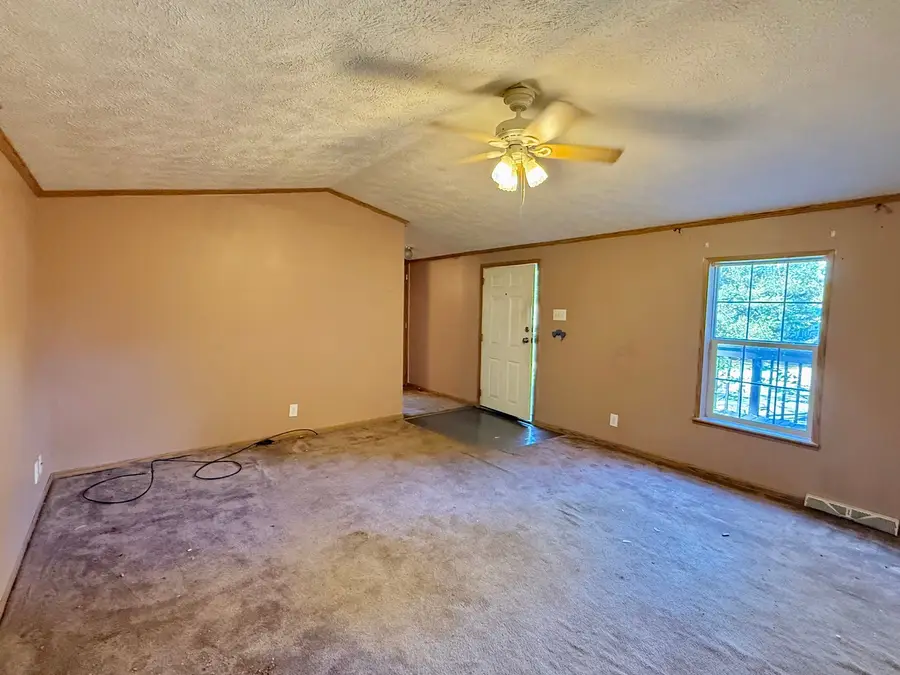 34 Oakview Drive, Beaver Falls, PA 15010 - #2