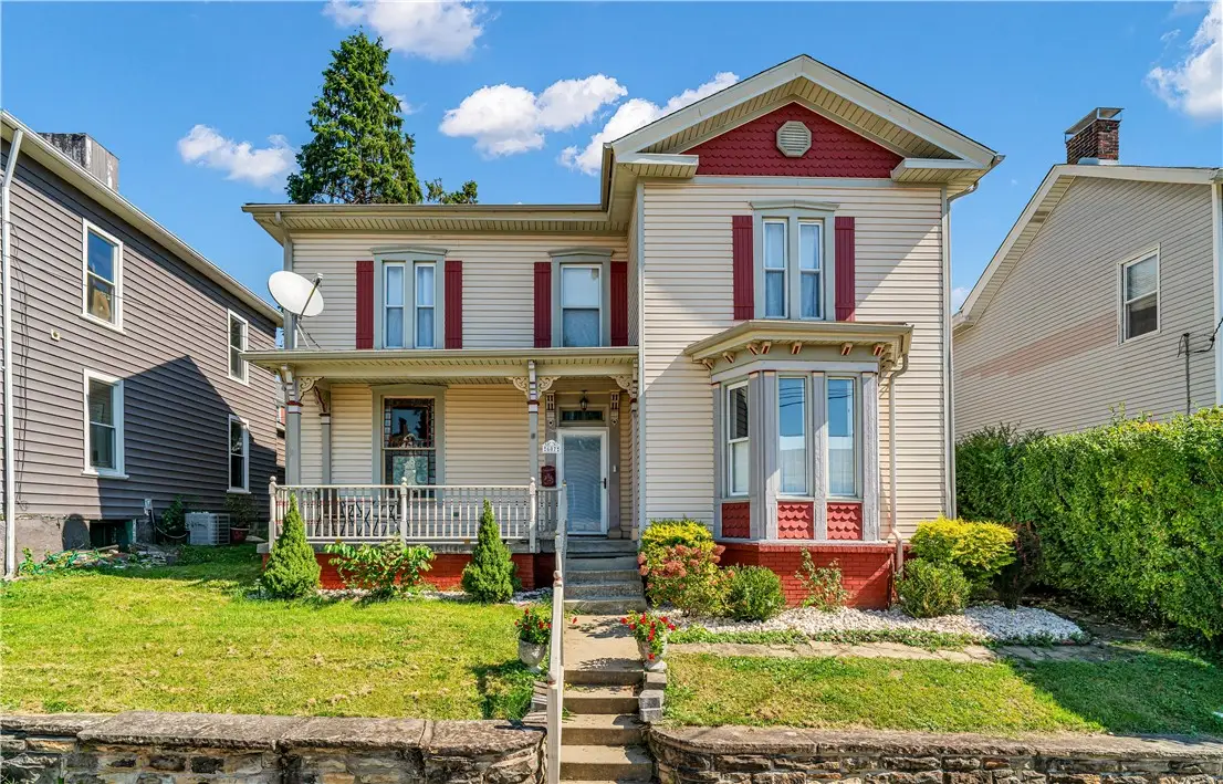 607 Walnut St, Irwin, PA 15642 - #1