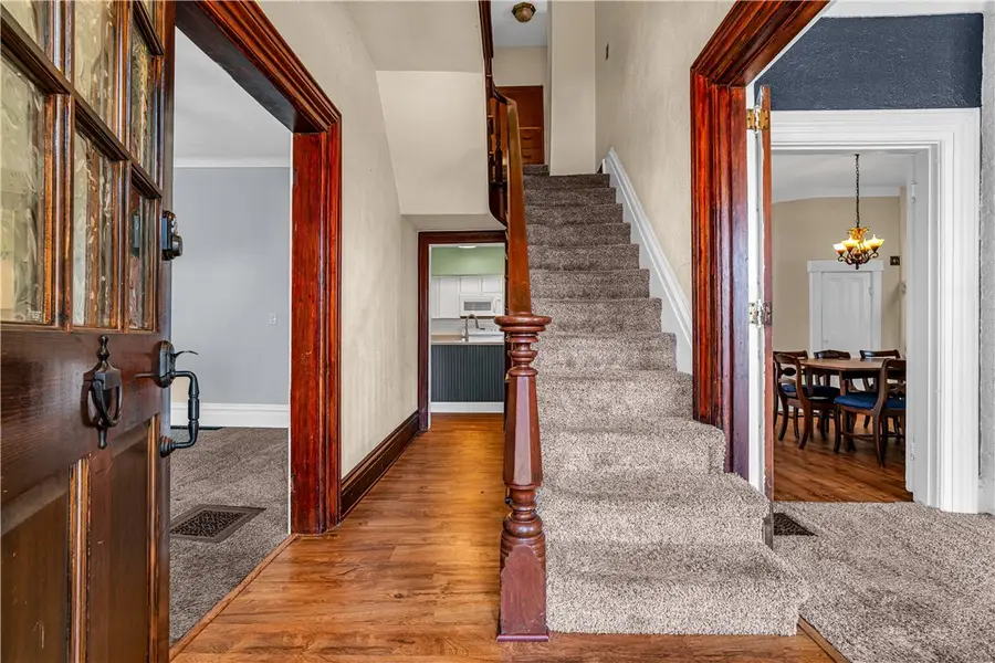 607 Walnut St, Irwin, PA 15642 - #2