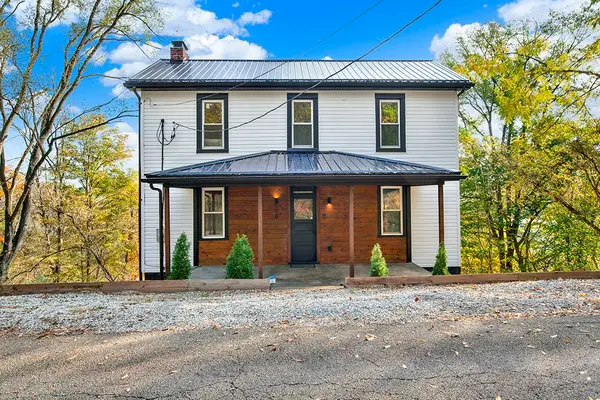 150 Hamilton St, Irwin, PA 15642