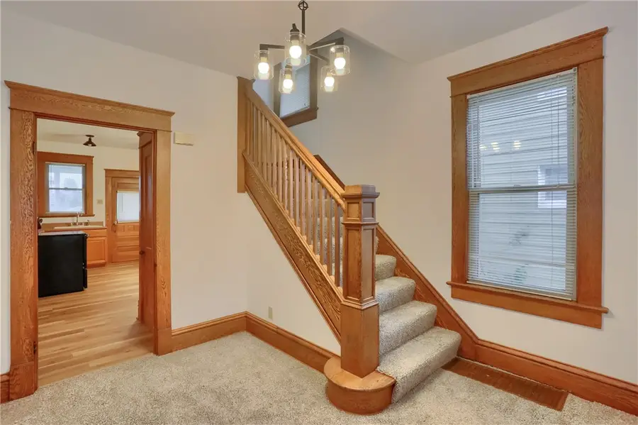 936 Adams St, New Castle, PA 16101 - #2