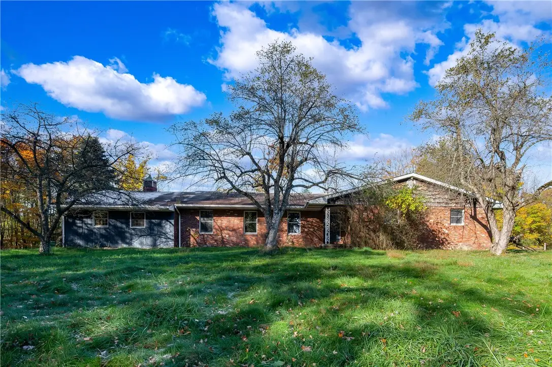 1489 W Sunbury Rd, West Sunbury, PA 16061 - #1