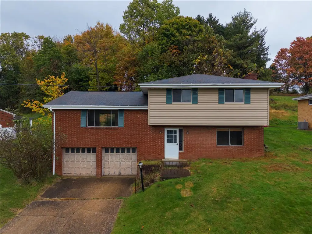 3431 Douglas Dr, Murrysville, PA 15668 - #1