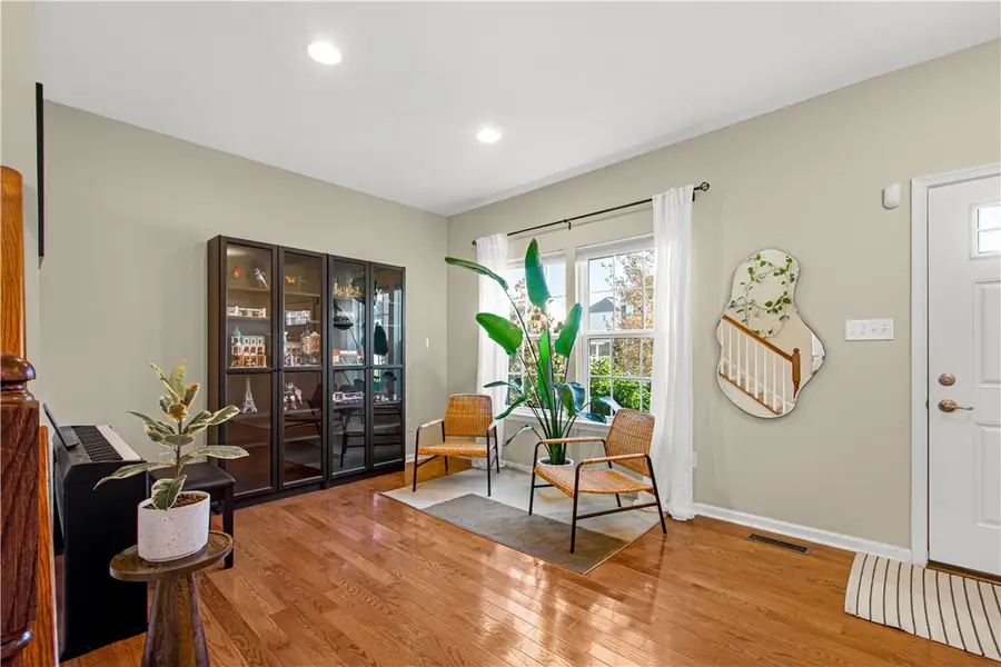 2109 Majestic Dr, Canonsburg, PA 15317 - #3