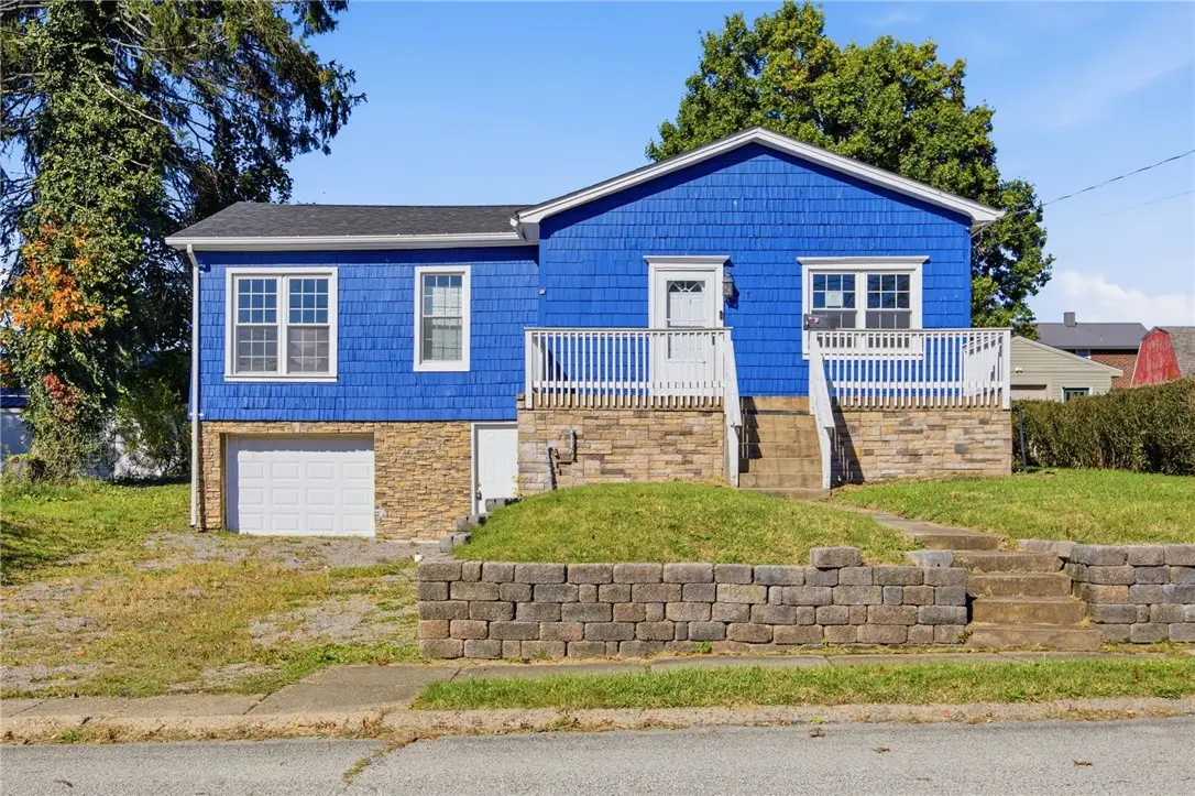 710 Jefferson Ave, Natrona Heights, PA 15065 - #1
