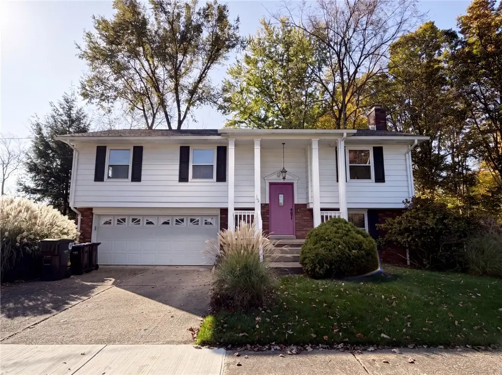 700 Ridgeway Ave, Grove City, PA 16127 - #1