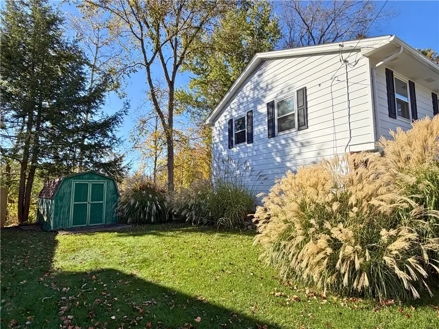700 Ridgeway Ave, Grove City, PA 16127 - #2