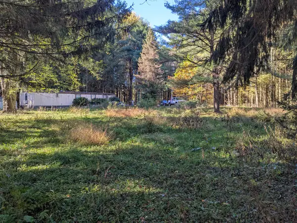 156 Corry Road, Slippery Rock, PA 16057